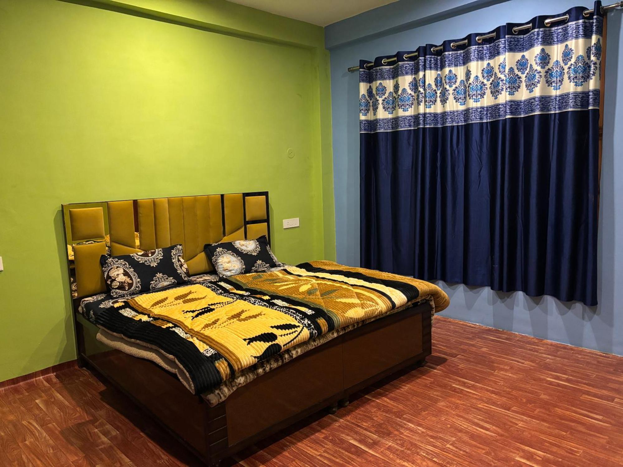 Shalom Guesthouse And Cafe Kalgha Exterior photo
